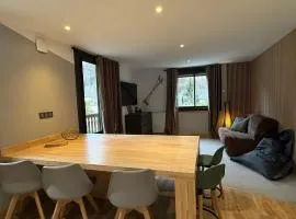 Maison cosy à Cauterets avec vue sur les montagnes et jardin