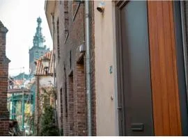 Top location private stay with roof terrace