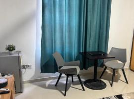 Eab APARTMENT, hotel a Santeo
