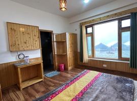 Parashar lake Fogg hill Resort, hotel in Prashar lake