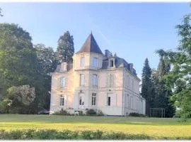 Lumineux Manoir 3 etoiles proche grands lacs baignade