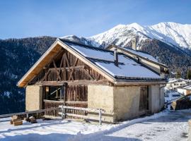 Bijoux in the Swiss mountains, Hotel in Vna