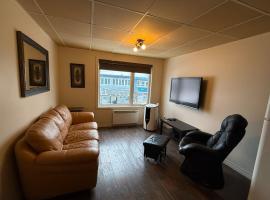 Apartment #2 avec chambre Baie Comeau, hotel in Baie-Comeau