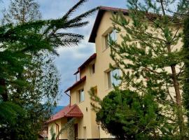 Гуцульська оселя, hotel a Yaremche