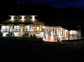 Hotel Taktshang Village View