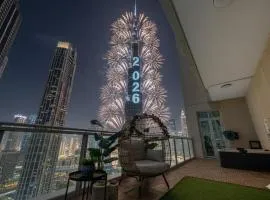 Durrani Homes - Alluring 5BR Penthouse with Burj Khalifa and Fountain View