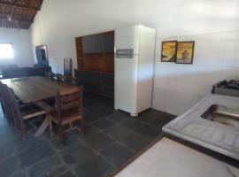 Chácara Recanto Girassol, hotel a Biritiba-Mirim