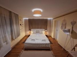 Villa Sunset, hotel in Palić