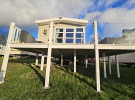 The Suite, khách sạn ở Tosside