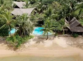 Beachfront Villa with Sunset View !