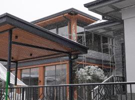 Osmaran, hotel a Khŭjakent