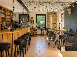 Pension zur Quelle, hotel v destinaci Deudesfeld