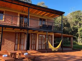 Amambay, hotel a Puerto Bossetti