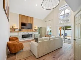 Bali inspired near White Sand beaches and Downtown