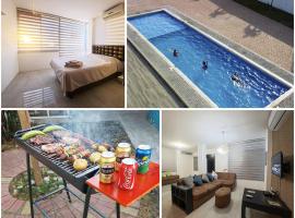 Casa en Manta con piscina junto a la PLAYA, hytte i Manta