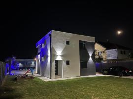 Villa Sunčani Raj, hotel v destinaci Gradačac