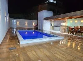 Casa Abade - 4 Quartos - Excelente Localização