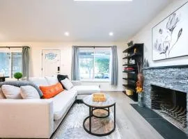 Marbella Lane - Exquisite Home 3BR