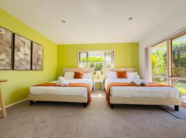 Large warm 4BRM family recharge in Halswell - Netflix, Massage chair, hotel a Halswell