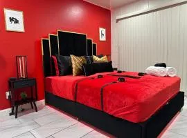 Romantic Hot Tub Escape Discreet & Private