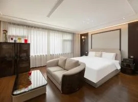 Artera Qindgao Hotel