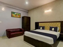 Townhouse OAK Hotel Aradhna Inn Unit By Blue Moon Hotel
