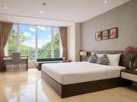 Golden Queen Aparthotel