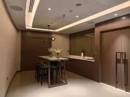 Opera Grand Luxury Apartment