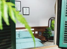 Bơ Xanh Homestay, Hotel in Ấp Ða Thiên