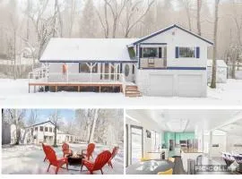 Modern LakeHouse Sleeps 20 Hot Tub/Games/Fire Pit