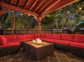 Tahoe Cabin - Hot Tub, Fire Pit, Pool Table, 12Min to Heavenly - perfect for friends, families, pets