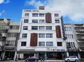 3 Door Hotel