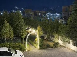 IVY The Boutique Hotel By Backpacker Stop