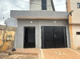 Appartement de 2 chambre et un salon