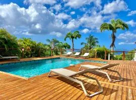 Blue Garden, grande villa 4 chambres, piscine et magnifique vue mer