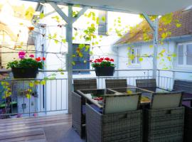 Ferienhaus Duran nähe Europa Park - 4 Schlafzimmer - 9 Betten, khách sạn ở Herbolzheim