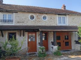 Studio de charme à Chevreuse, Hotel in Chevreuse