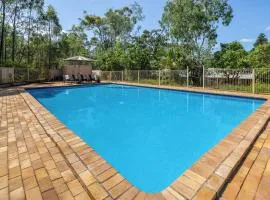 Tranquil Queen Room & Pool