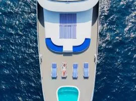RITRELLA FLOATING HOTEL&YACHT - FREE beach access daily - Full board meal plan