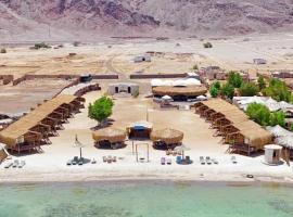Relax Beach Camp, hotel i Nuweiba`