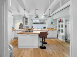 Archways - 2 bed spacious apartment