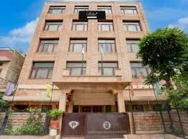 Collection O Rai Ka Bagh Near Railway Station Formerly Pioneer Plaza