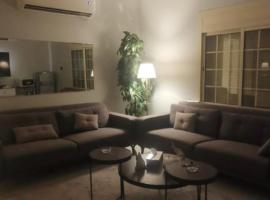 مجمع بيتش هاوس درة العروس للعائلات فقط, hotel in Dhahban