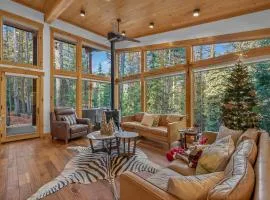 Black Diamond Chalet! Quiet, Private Mountain Luxury- Near Tamarack Resort- Lake Cascade