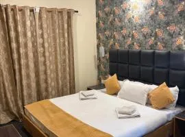 Kashmir Holiday Lodge