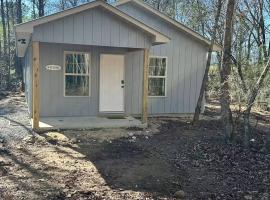 Willow Oak Cottage, hotel di Fort Payne