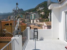 Casa Maria, hostal o pensión en Salerno