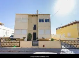 Blife Mariangya private rooms at Faro beach