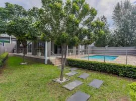 The Lombardy Luxury Apartments- 3 Bedroom-Fourways