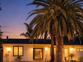 Palm Pool Grove - Luxury rental close to beach